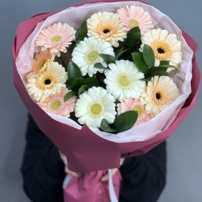 Букет из 13 белых гербер микс в Ивантеевке