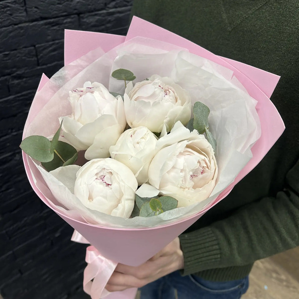 Букет из 5 пионов Одиле "Пломбир" в Ивантеевке