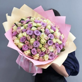 Букет из 101 розы пастельный микс и роз Меритим (40 см) в Ивантеевке