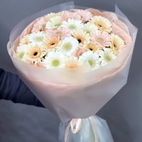 Букет "Гера" из 25 гербер в Ивантеевке