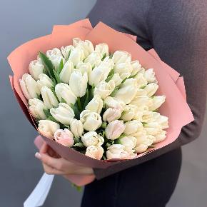 Букет из 49 белых тюльпанов в Ивантеевке