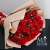 Букет 15 кустовых красных роз в Ивантеевке