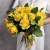 Букет из 25 лимонных роз с рускусом (40 см) в Ивантеевке Букет из 25 лимонных роз с рускусом (40 см) в Ивантеевке