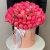 Композиция в шляпной коробке из 113 пионов Корал Шарм в Ивантеевке